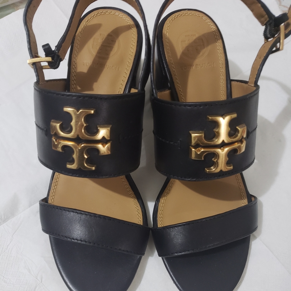 Tory burch black leather sandals
